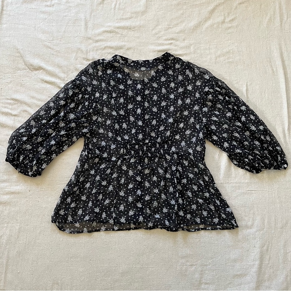 Planet Women’s 3/4 Sleeve Sheer Flowered Silk Blouse Size 12 View 2